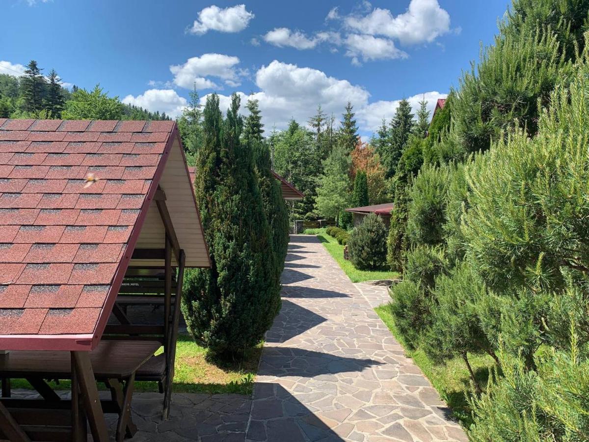 Готель Жди Ня Єво Instagram Zhdenievo Hotel Zhdeniievo Luaran gambar