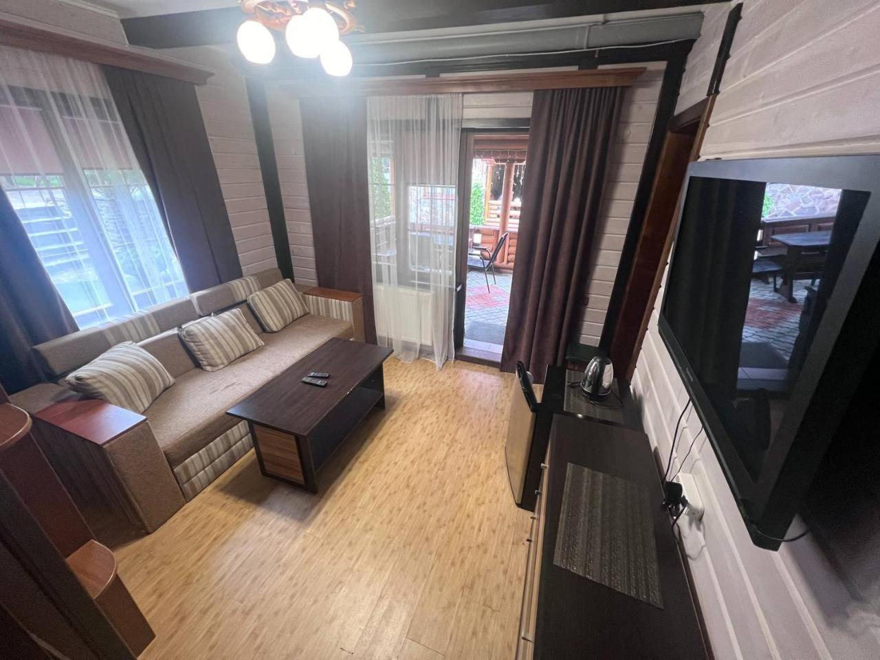 Готель Жди Ня Єво Instagram Zhdenievo Hotel Zhdeniievo Luaran gambar